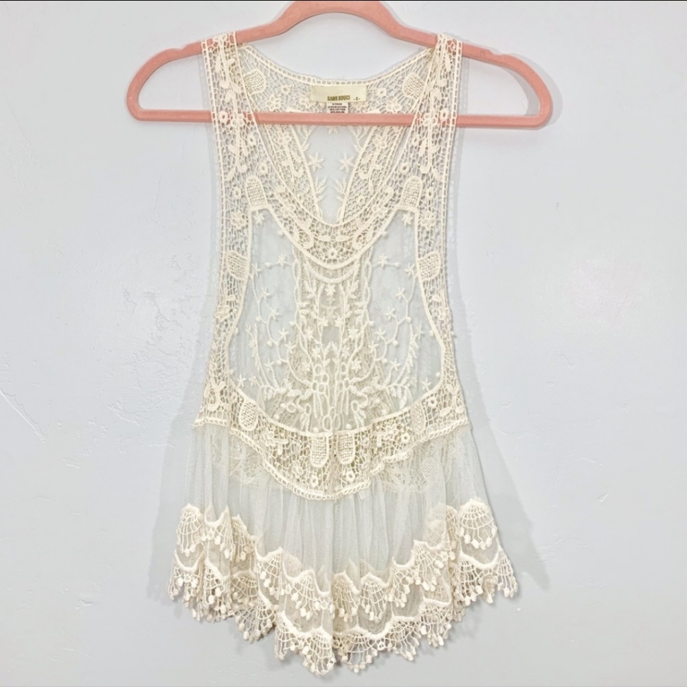 Sans Souci off White Lace / Mesh Festival Tank